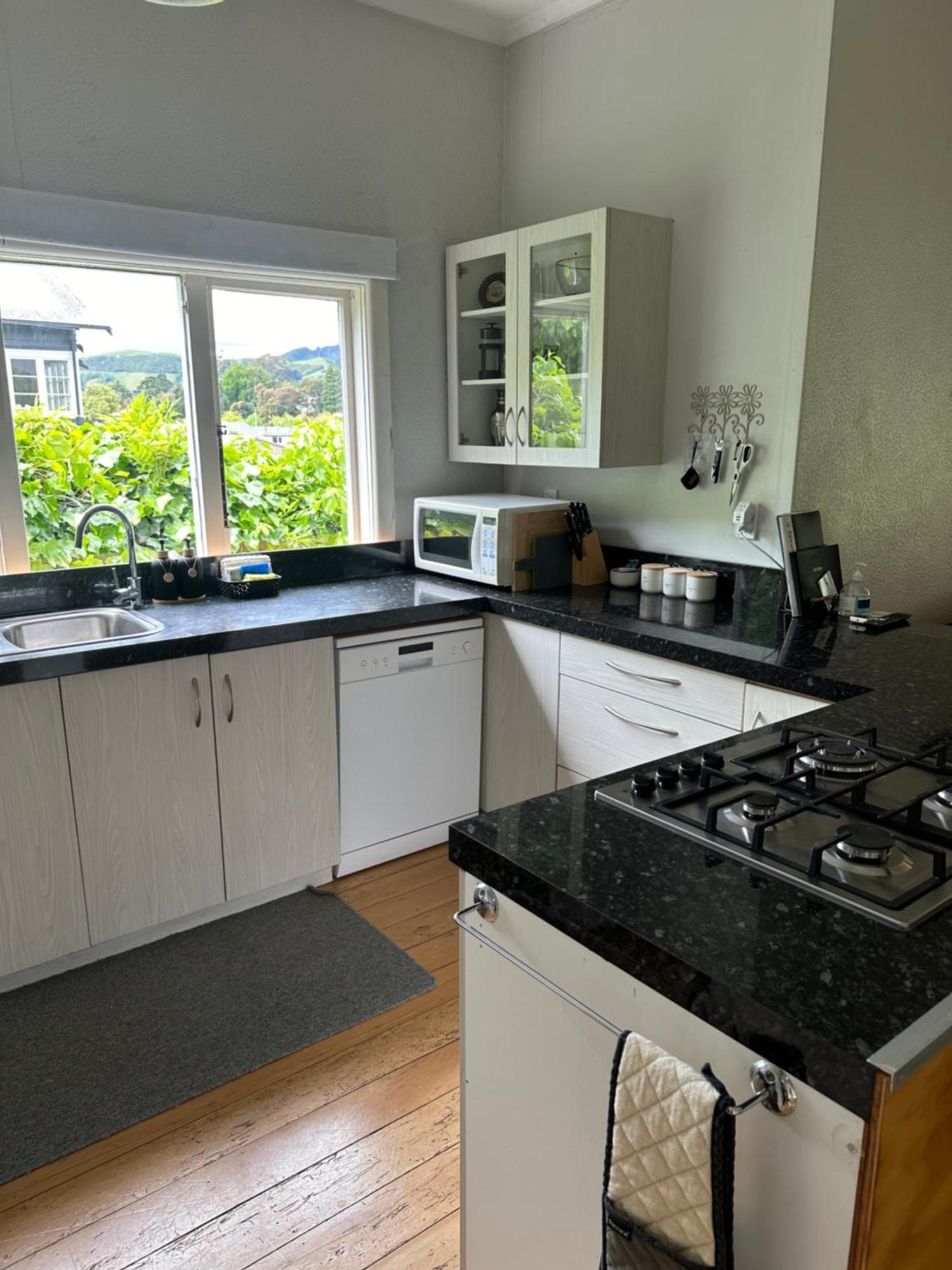 Renwick In The City Nelson, 10Min Walk To City Centre, Full Kitchen, Fast Fibre Wifi, Drive 13Min To Airport, 5Min To Hospital, Quiet Street, Dog Friendly Екстериор снимка